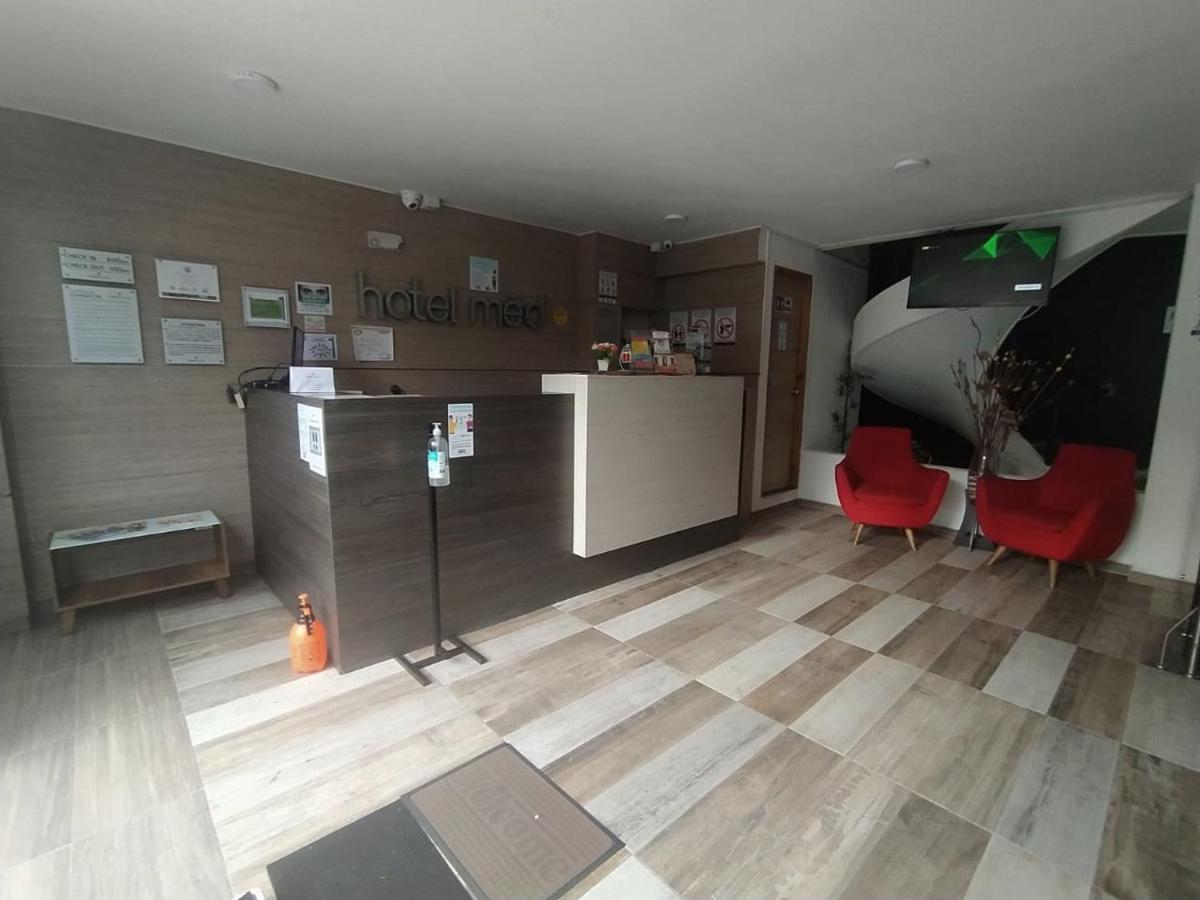 Hotel Med 70 Медельин Экстерьер фото