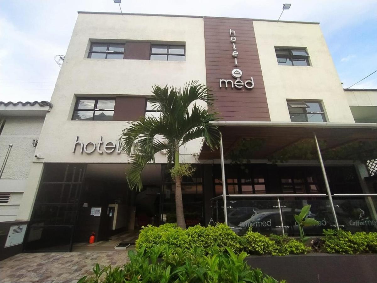 Hotel Med 70 Медельин Экстерьер фото