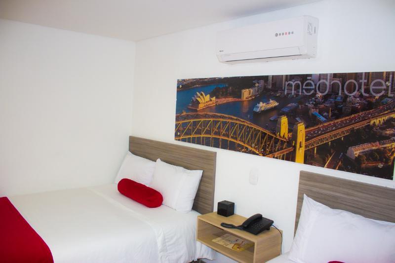 Hotel Med 70 Медельин Экстерьер фото